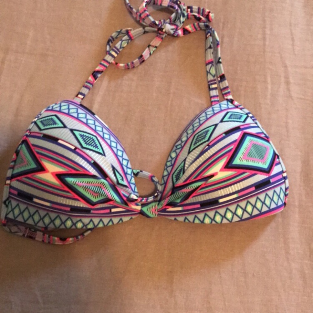 Gianni Bini bikini top